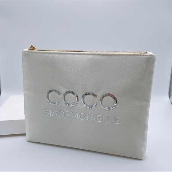 COCO MADEMOISELLE Clutch - Picture 2 of 8